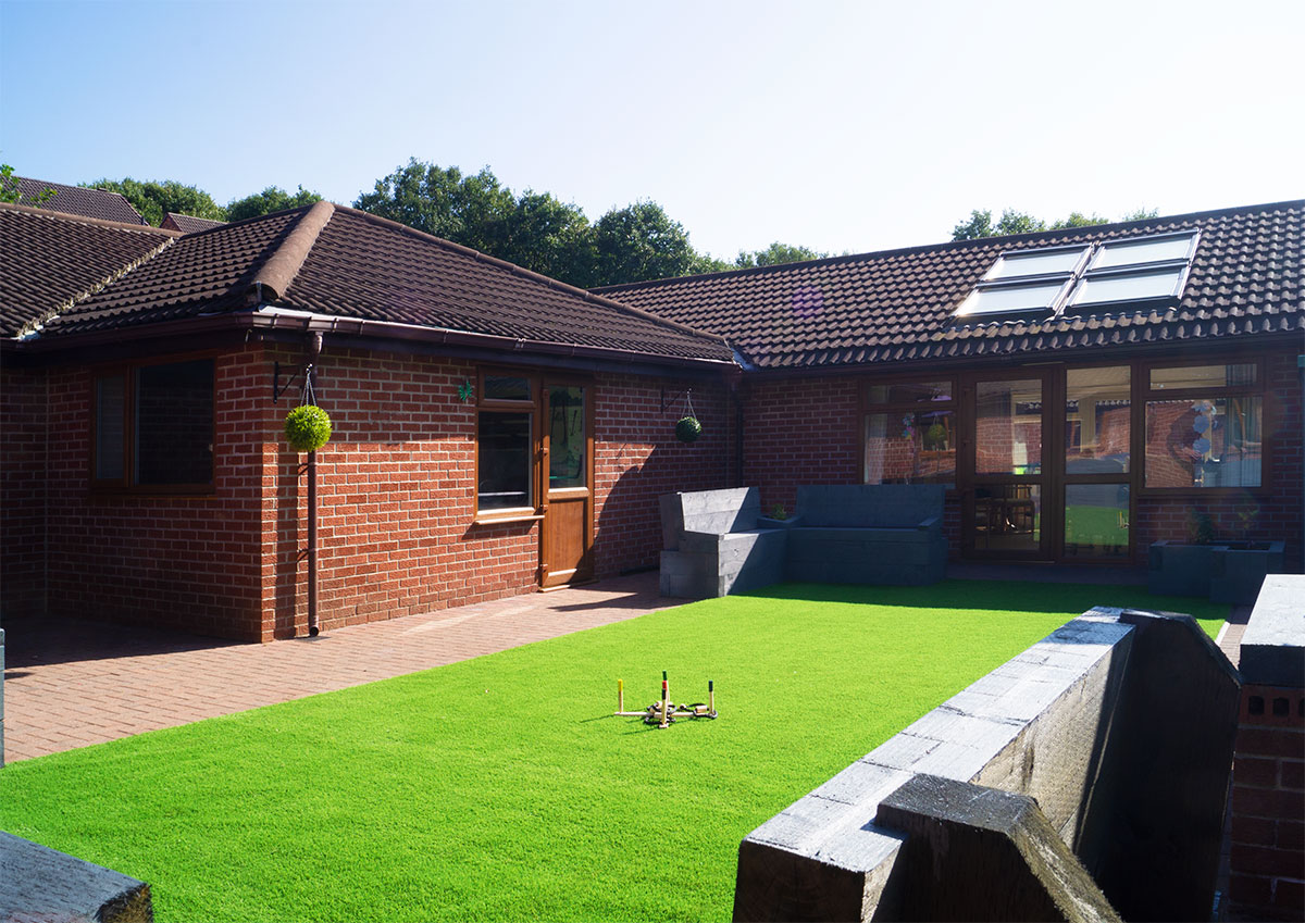 Riverside’s enclosed outdoor courtyard with seating